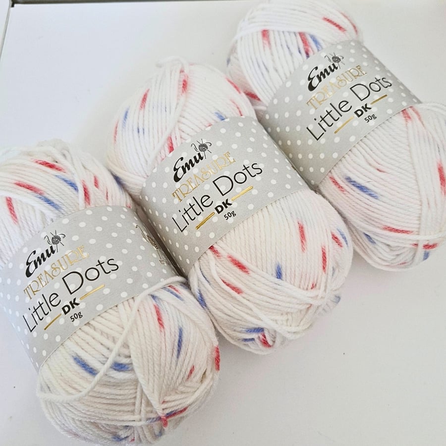 Emu Treasure Little Dots DK Yarn 50 grm Ball - Row Your Boat