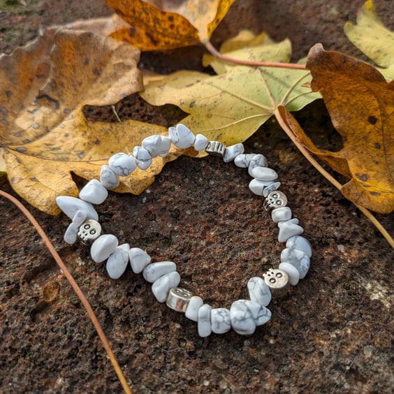 Bone health crystal bracelet with skull beads