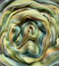 Merino blend spinning fibre 100g Grey Wagtail - Image 4