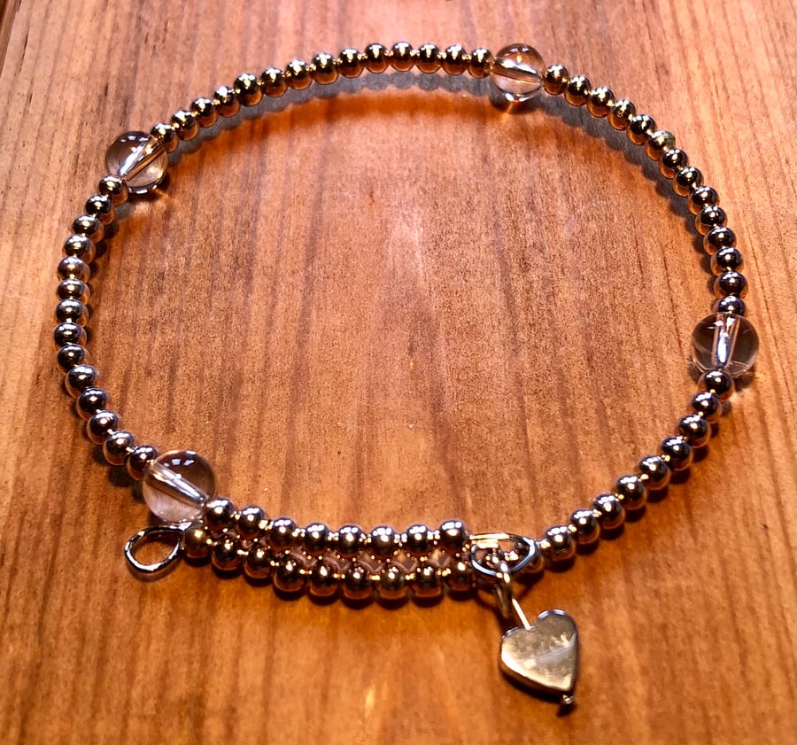 Clear quartz memory wire bracelet