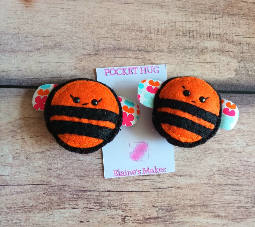 Felt Bumble Bee Pocket Hug and card,pocket buddy,comfort pocket pal.