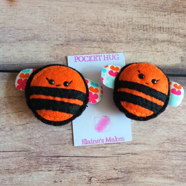 Felt Bumble Bee Pocket Hug and card,pocket buddy,comfort pocket pal.