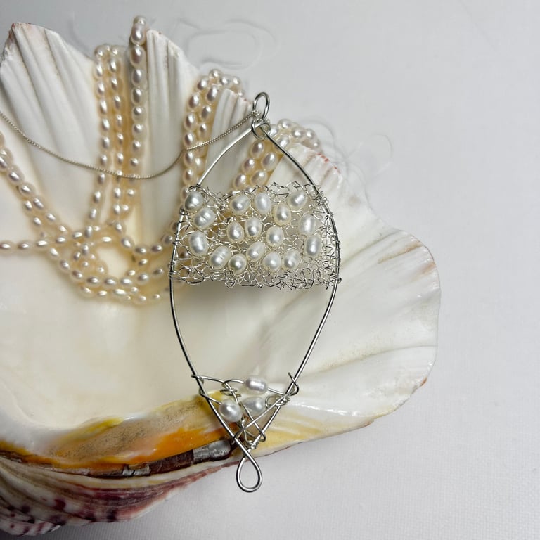 Large Pearl Knitted Sterling Silver bridal necklace