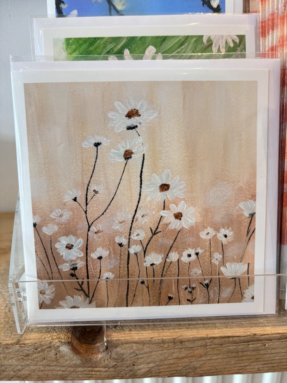 Greetings card - The White Collection - Oxeye Daisies