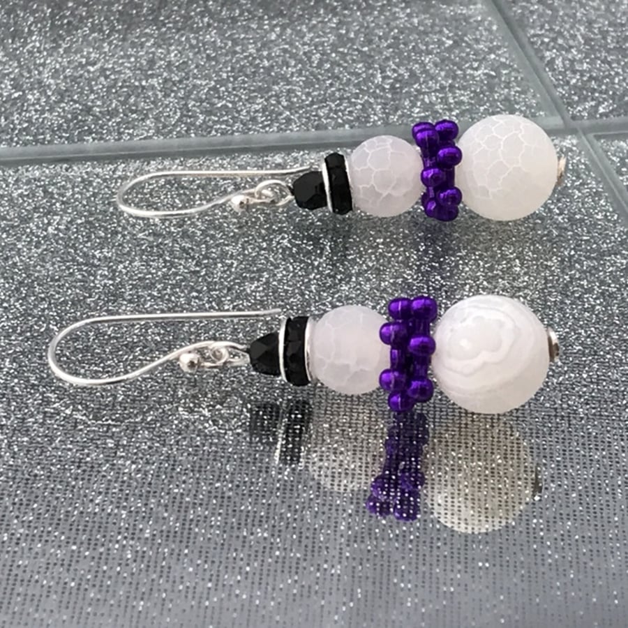 Frosted Agate Snowman Earrings With Purple Scarf