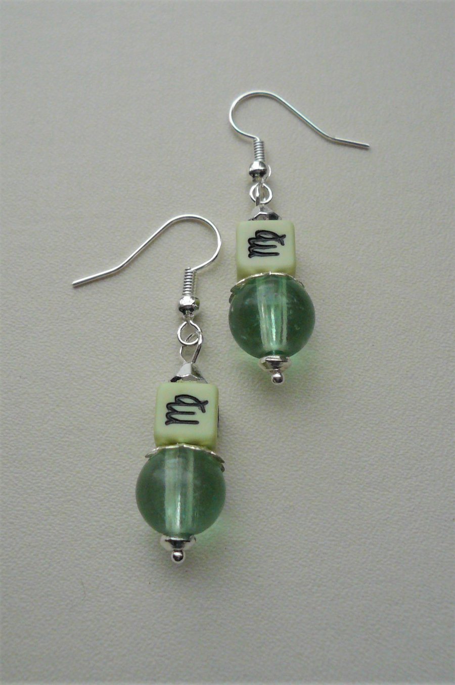 Green VIRGO Zodiac Sign Dangle Glass Acrylic Cube Bead Earrings   KCJ3977