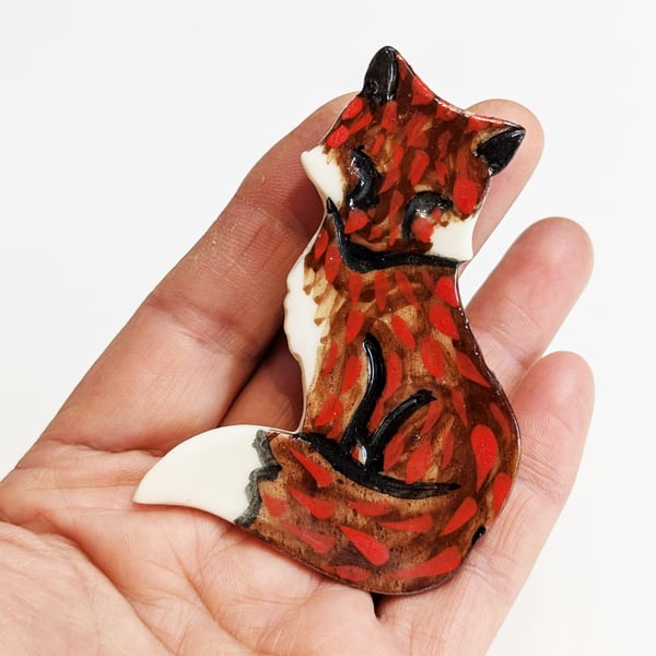 Sitting red fox brooch, porcelain fox painted porcelain fox jewellery