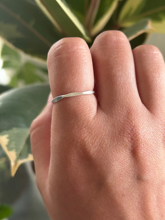 Silver faceted Ring - Sterling silver 925 - Minimalist Band Jewellery