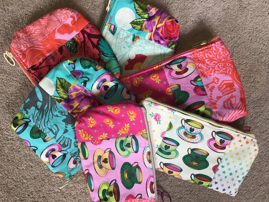 100% Cotton Patchwork Pouches, lined with Zips. Lots of colours, designs & sizes