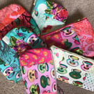 100% Cotton Patchwork Pouches, lined with Zips. Lots of colours, designs & sizes