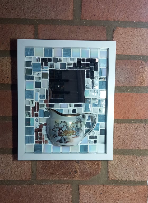 JAPANESE JUG MOSAIC WALL DECORATION