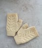 Fingerless gloves - Image 1