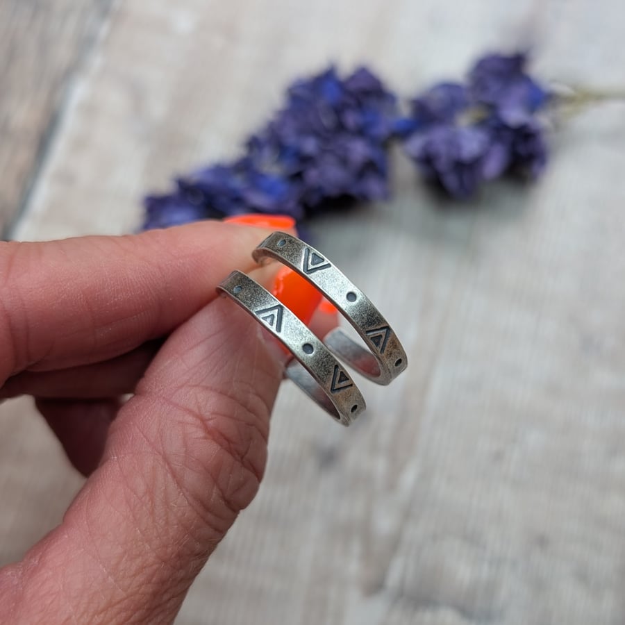 Sterling Silver Geometric Pattern Hoop Earrings - JBJ1035