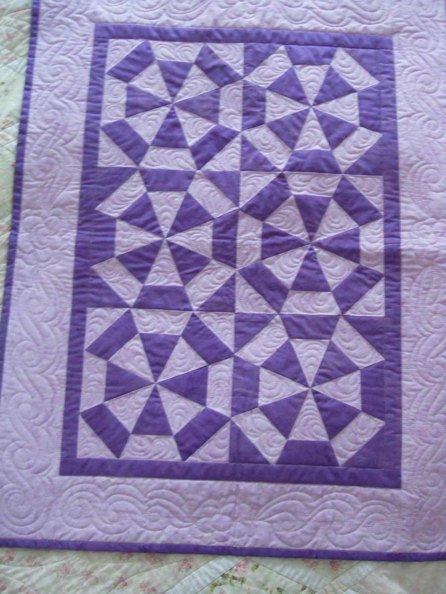 REDUCED! Spiders Web small lap patchwork quilt or throw.