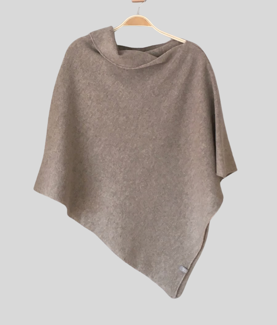 Poncho merino lambswool light mushroom brown 