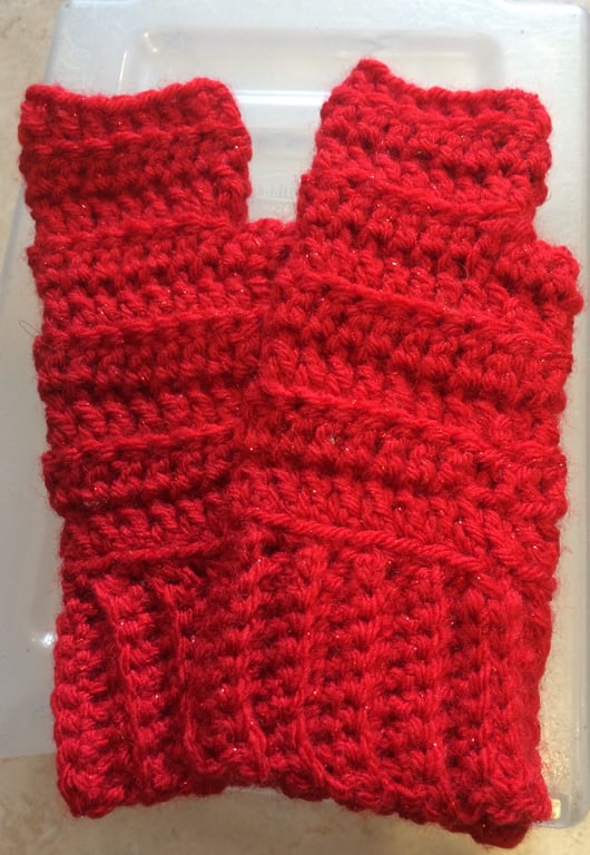 Gorgeous children’s fingerless gloves 