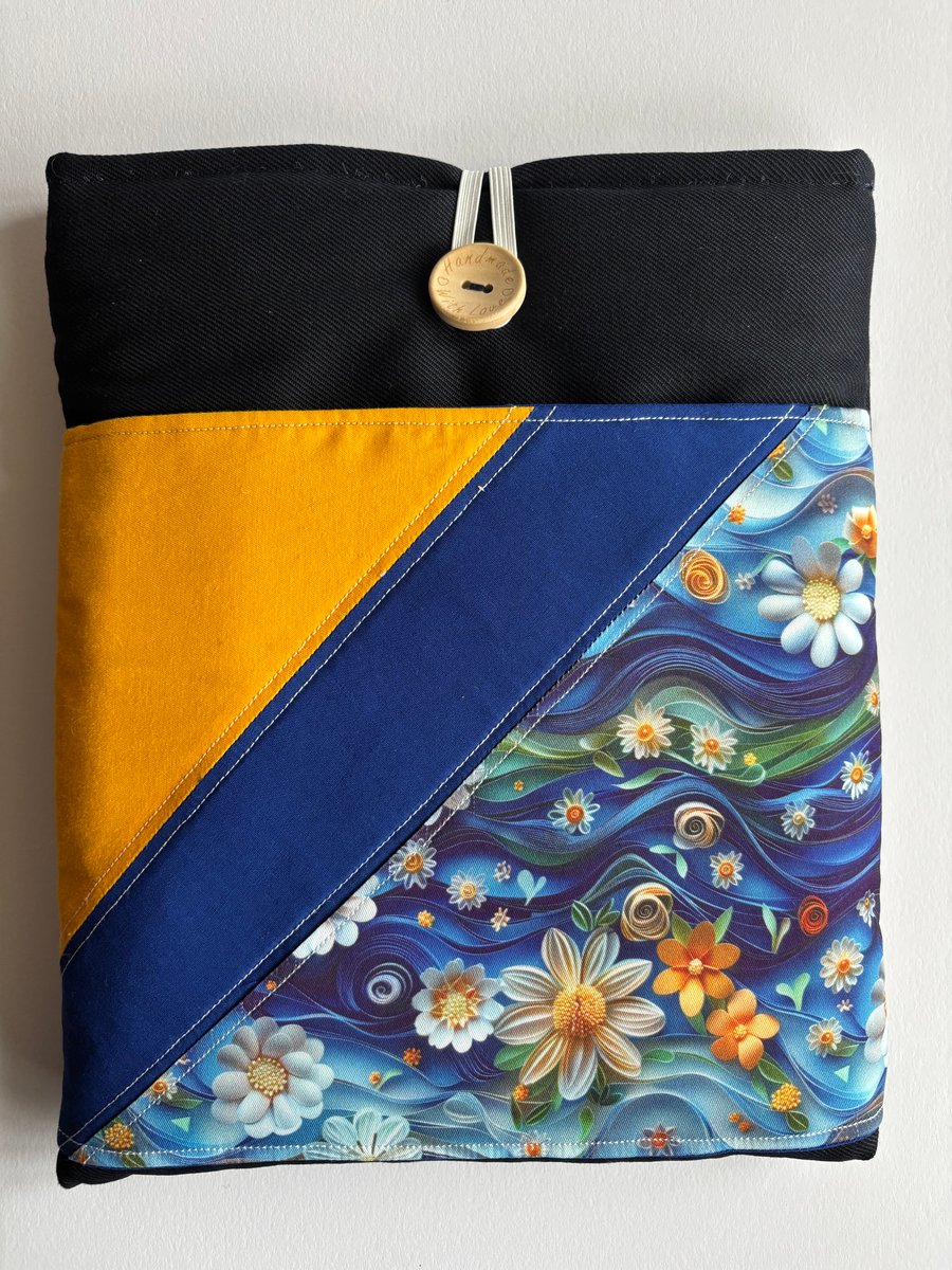 Patchwork iPad - book case in blue 