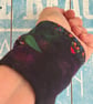 Cuff bracelet with a floral theme - Image 2