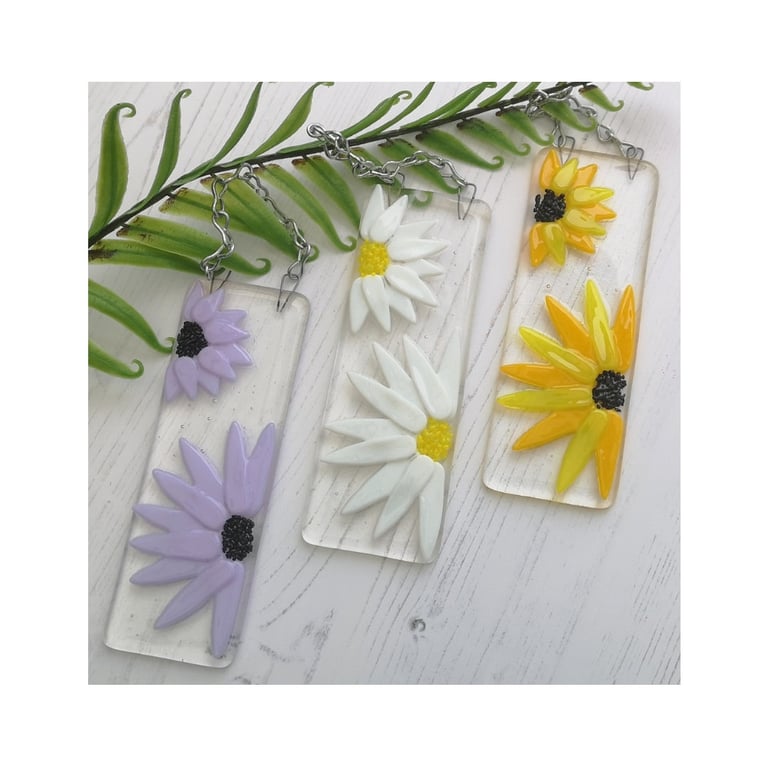 Handmade Fused Glass Flowers Hanging Picture - Suncatcher - Flower Wall Art