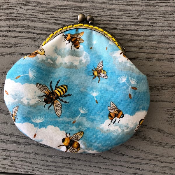 Bee Themed Fabric Clasp Coin Purse