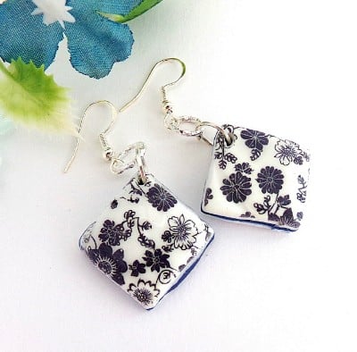  Floral Rhombus Shape Earrings.
