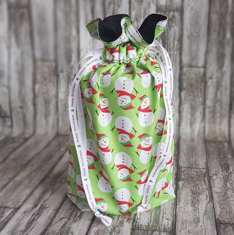 Medium Sized Snowman Christmas Gift Bag - Reusable Gift and Storage Bag