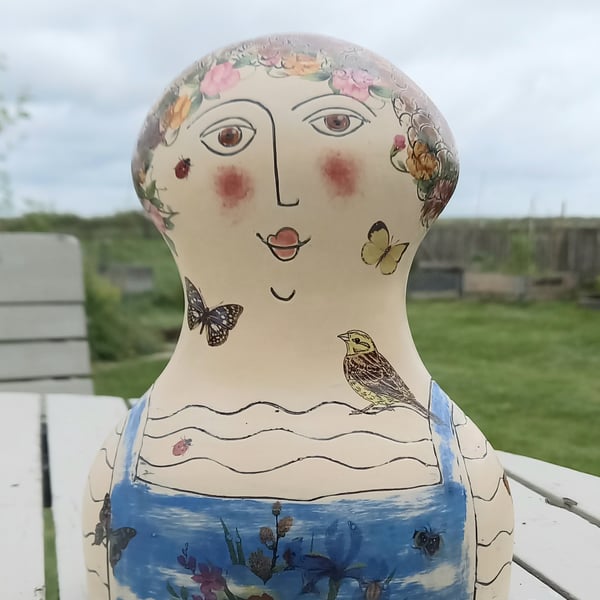 Figurative ceramic vase 