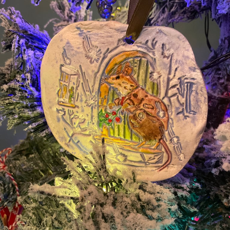 Coming home for Christmas, ornament Snow