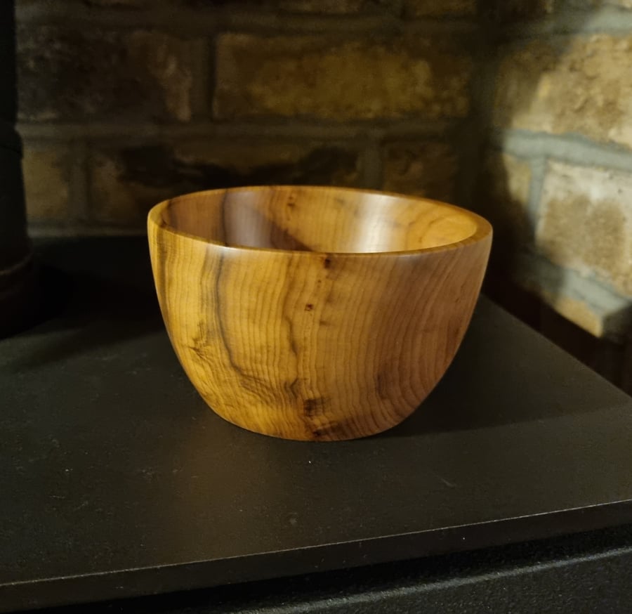 Turned Bowl in Rowan 