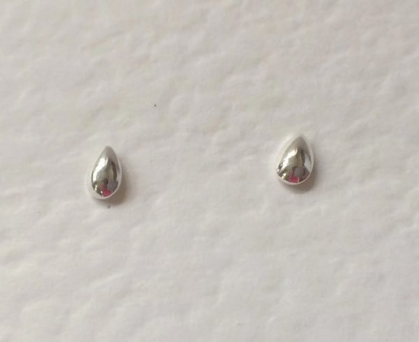 Sterling Silver Teardrop Stud Earrings 