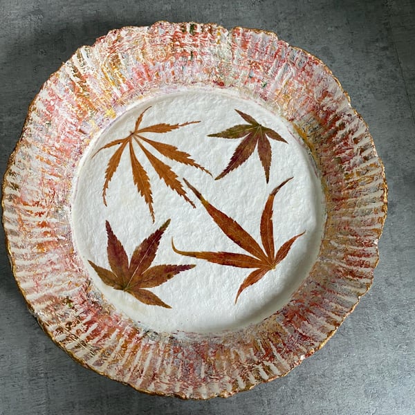 Maple Leaf Paper Mache Bowl: Handcrafted Decorative Dish with Gold Gilding