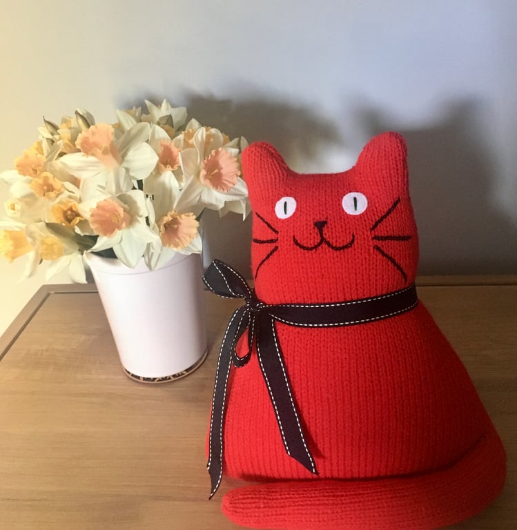 Red cat hand knitted  doll - hand knitted from acrylic yarn cat cushion 