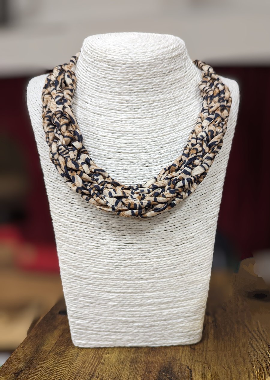 Animal PrintWoven Necklace - T Shirt Yarn