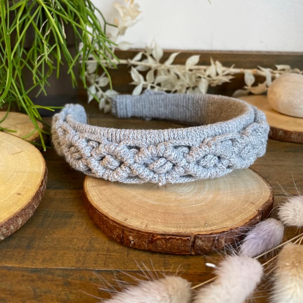 Handmade Macramé Headband in Soft Grey – Boho Style Hair Accessory