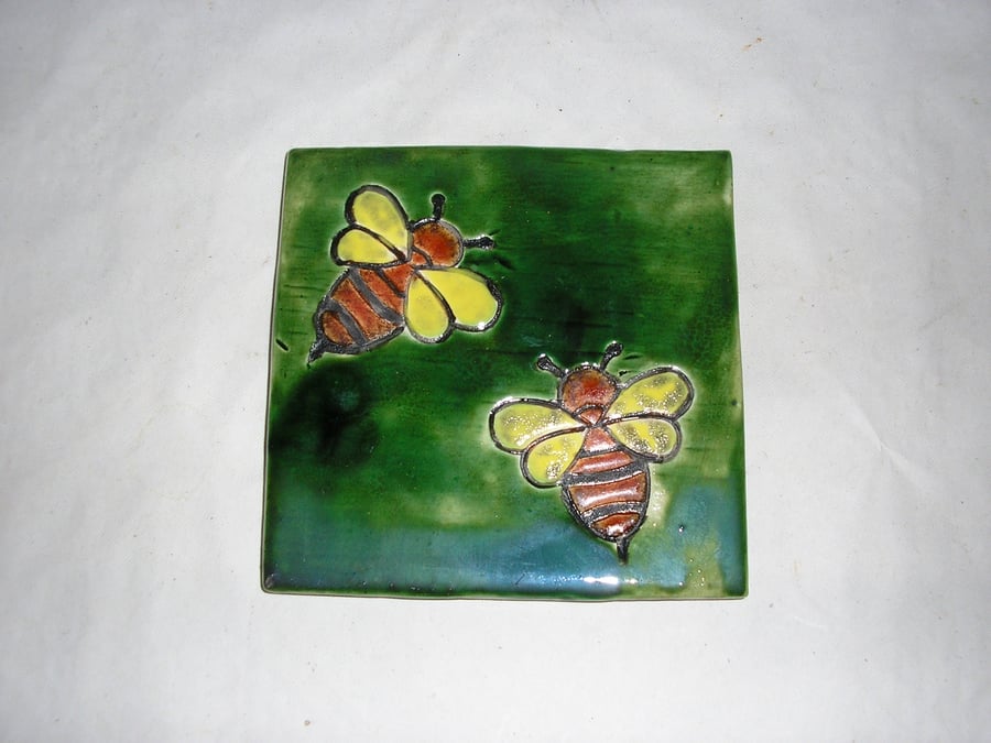 POTTERY DECORATIVE TILE COASTER WITH BEES