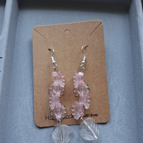 flower beads dangle earring with leaf bead at end