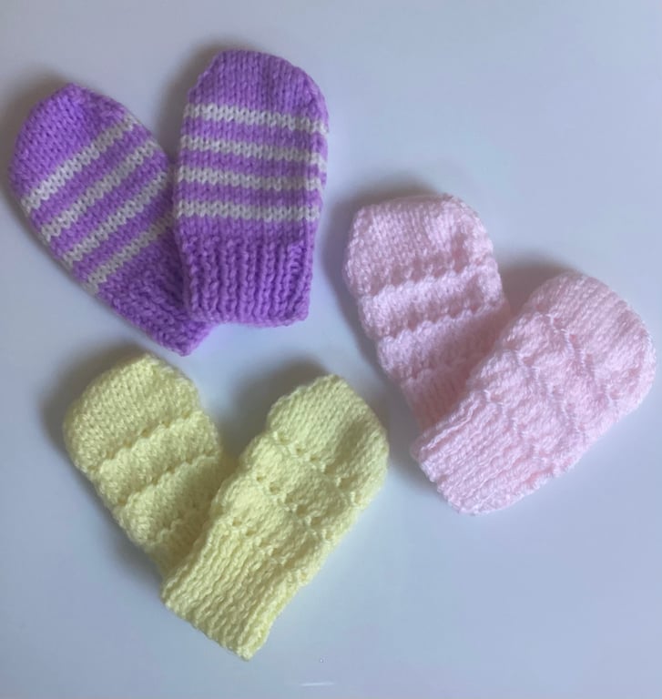 Baby mittens pack of three pairs 0-3 months 