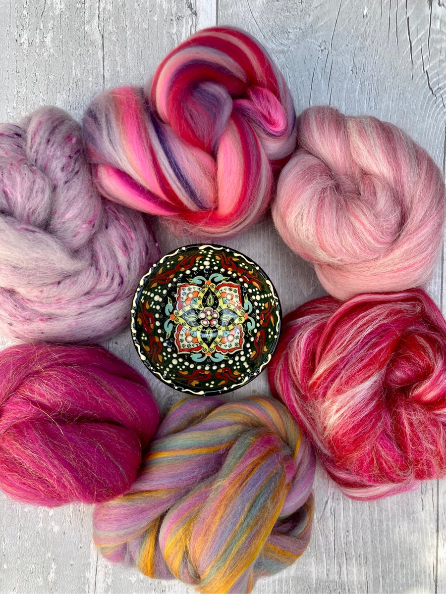 Faery fluff spinning felting fibre pack 65g Pixie Pink 