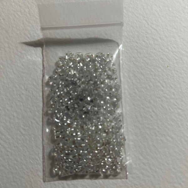 Seed beads for jewellery making (b41)