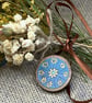 Wooden pin with floral pattern idea for Christmas
