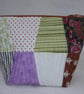 Tumbler Block Pieced Patchwork Project Holder. Lined Purse. Zipped Holdall. - Image 2