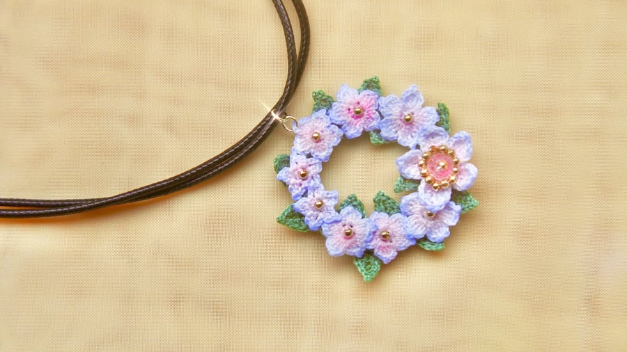 Microcrochet Blue Florals Pendant 