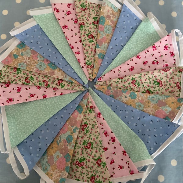 Summer bunting