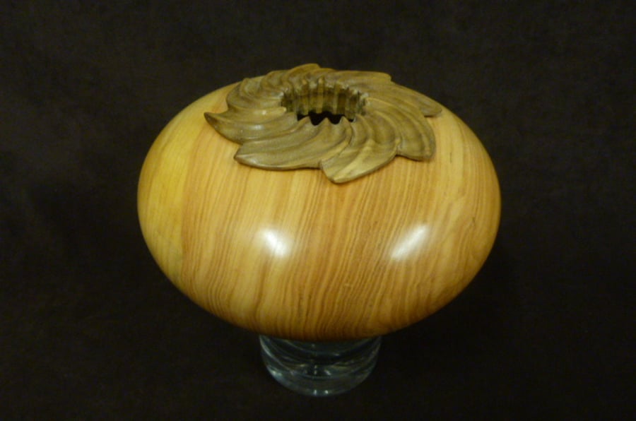 ASH HOLOW FORM,SMALL ITEM SAFE PLACE