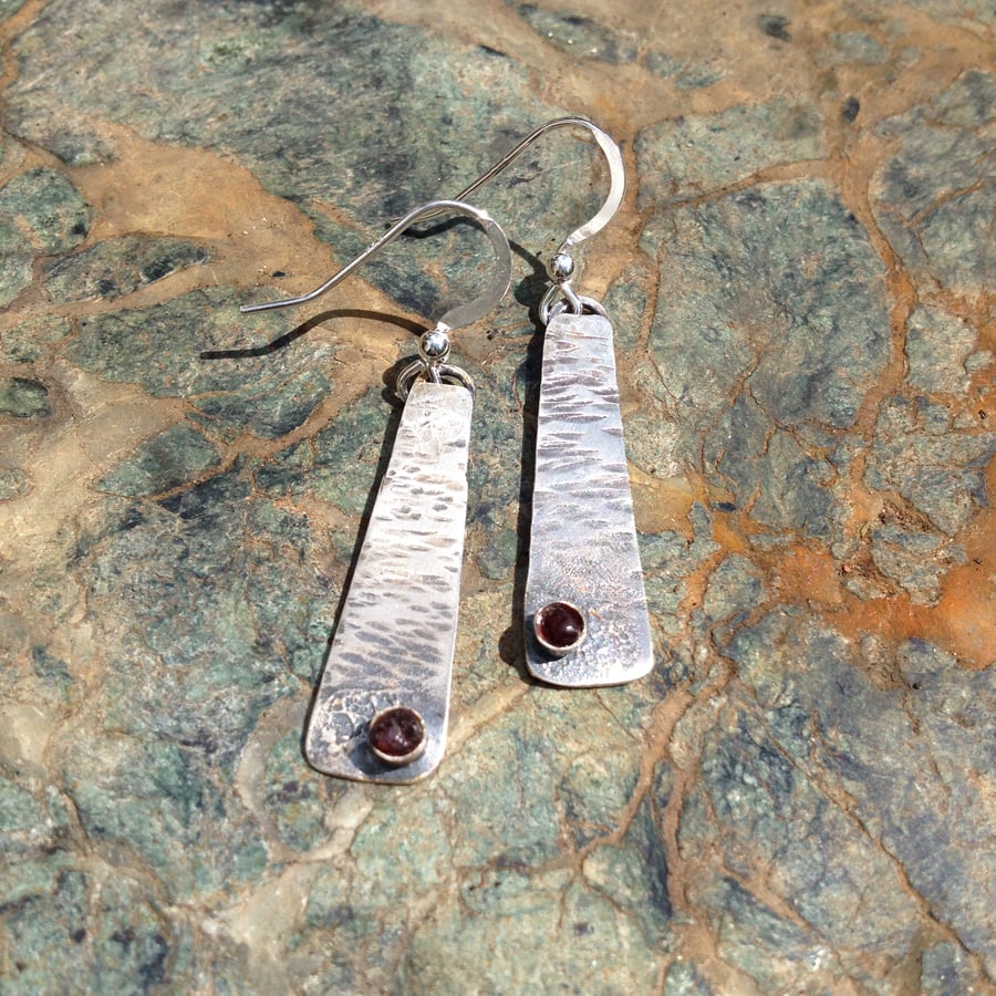 Thames garnet deals jewellery