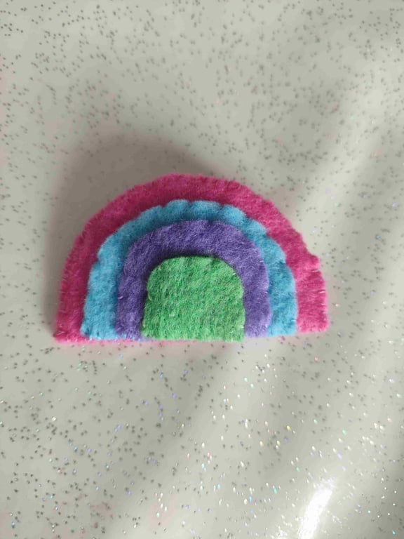 pastel rainbow brooch
