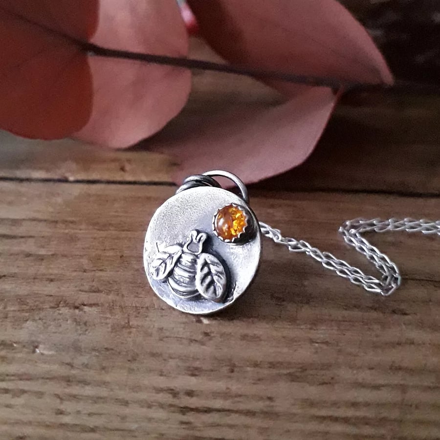 Bee Happy Amber Silver Necklace