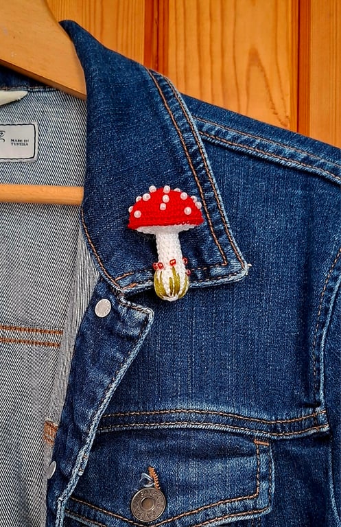 Crocheted and beaded brooch - toadstool