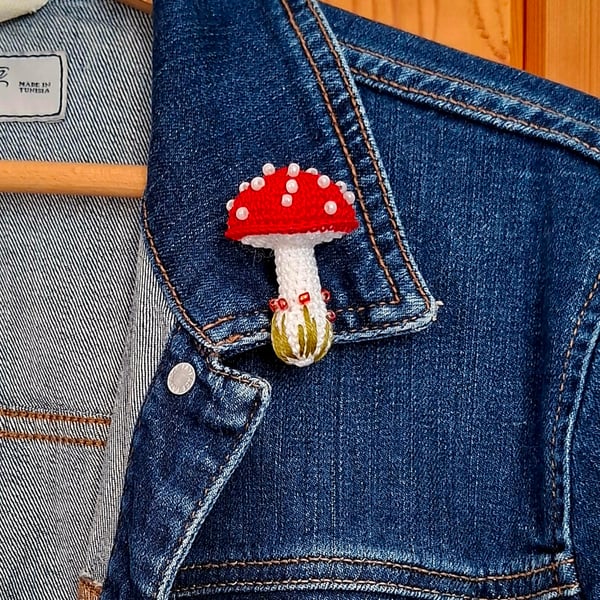 Crocheted and beaded brooch - toadstool