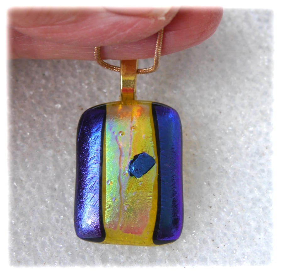 Purple Band 250 Dichroic Glass Pendant gold plated chain